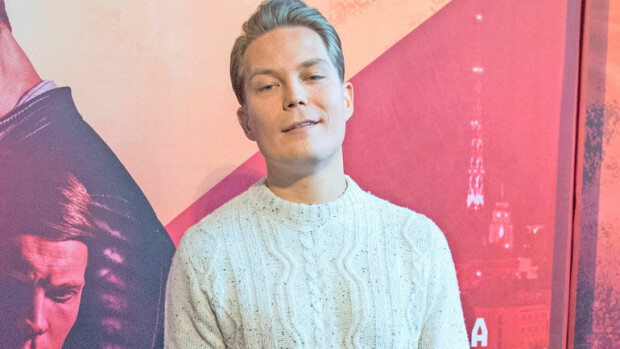 Myötähäpeää! Yksi tietty asia Veljeni vartija -elokuvassa hävettää Cheekiä yli kaiken: En ole pystynyt mitenkään katsomaan! Cheekiä hävettää englanniksi räppääminen.