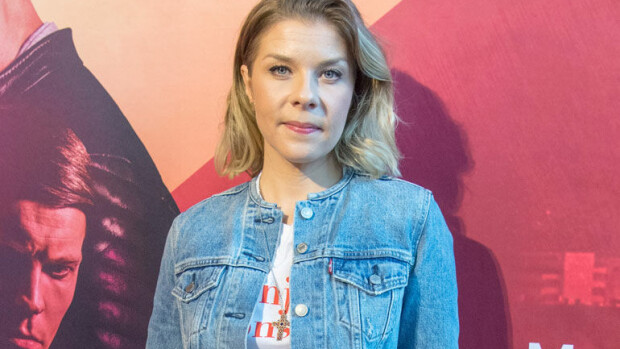 Veljeni vartija -elokuvassa Cheekin manageria näyttelevä Armi Toivanen: Tarvitsisin oman Carla Ahoniuksen! Armi Toivanen näyttelee Cheekin manageria.