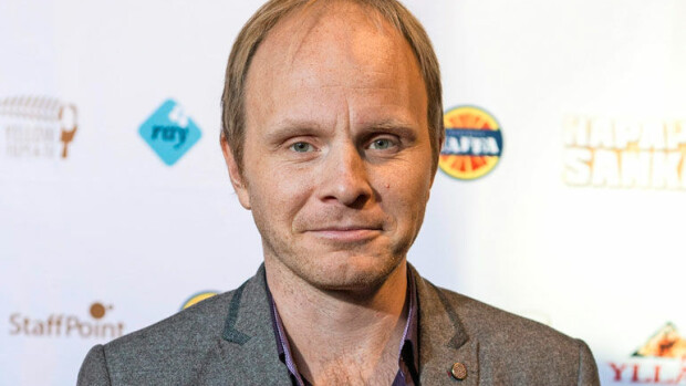 Dome Karukoski myöntää: Elokuva Almasta kiinnostaisi! Dome Karukoskea kiinnostaisi elokuva Almasta.