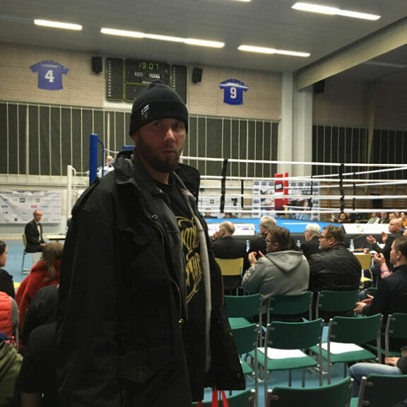 Ex-gangsteri Marko Lönnqvist oli yksi illan julkkisvieraista. Marko
