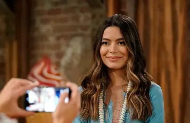 Katso traileri: Nuorisohitti iCarly sai uuden kauden yhdeksän vuoden jälkeen