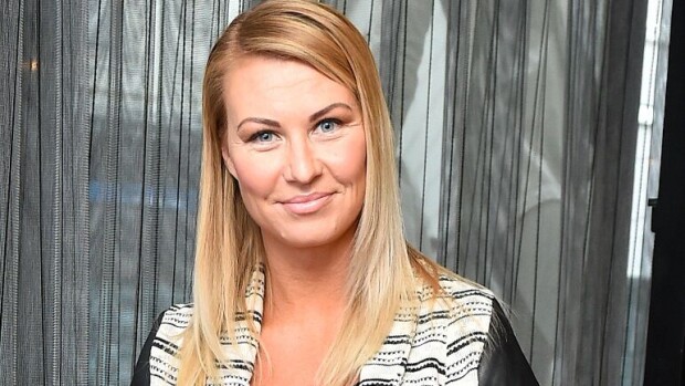 Juontajakaunotar Heidi Suomi muuttaa avoliittoon - remontoi uutta kotiaan: Olen tapeteissa aika pro! Heidi Suomi.