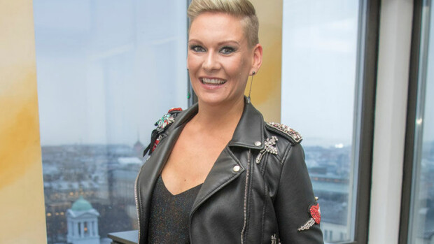 Heidi Sohlberg: Pelkään syövän uusiutumista! Heidi Sohlberg parani syövästä.