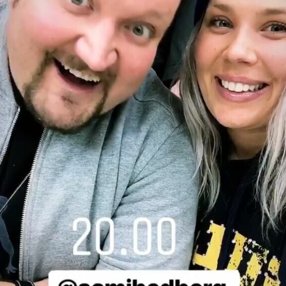 Eronneet Sami ja Ilona Hedberg julkaisivat uuden, paljonpuhuvan yhteiskuvan eroilmoituksen jälkeen – julkkisystävät tsemppaavat: Voimarutistukset teille! Sami