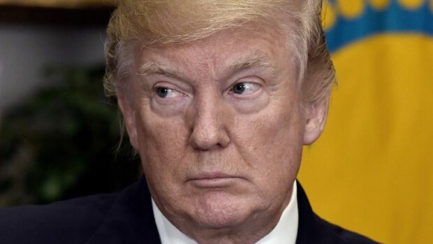 Donald Trumpista tuli sadomasokistien lempiturvasana - katso myös muut julkkis-teemaiset suosikit! Trumpin nimi kuuluu BDSM-leikkeihin