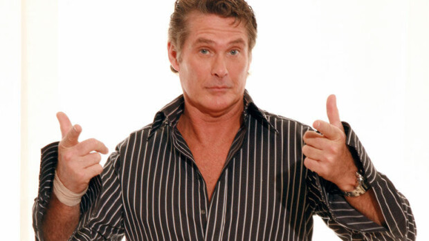 Huuuhh! Tältä näyttää David Hasselhoff, 65, paljas yläkroppa – tuoreet kuvat häkellyttävät! DavidHasselhoff_thumb