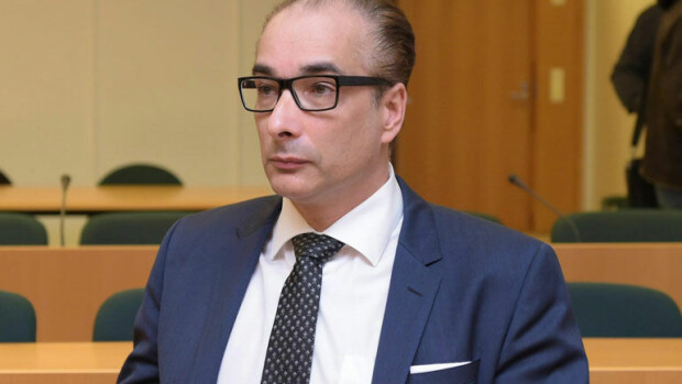 Asianajajaliitosta erotettu Heikki Lampela valittaa hovioikeuteen: ”Kielto harjoittaa ammattia” Heikki Lampela kommentoi liitosta erottamista.