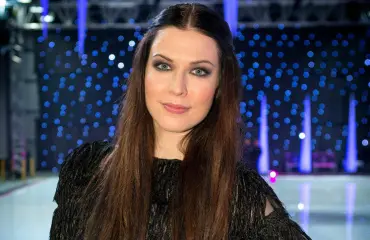 Jenni Vartiaisen uudella liikemiesrakkaalla huima ansioluettelo – rahkamiljonääri on menestynyt monessa!
