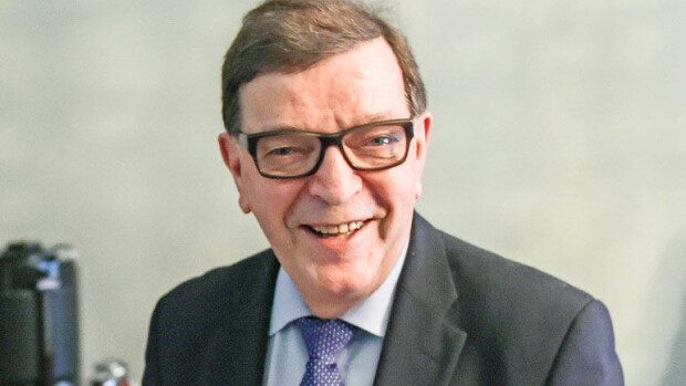 Seiskan presidenttitentissä Paavo Väyrynen: Tältä vuodelta toivon eniten pääsyä presidentiksi! Paavo Väyrynen Seiskan vaalitentissä.