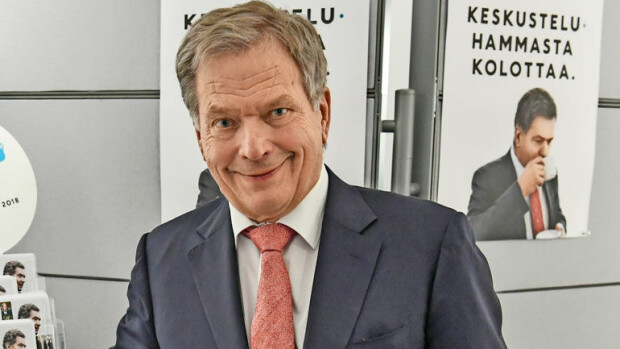 Sauli Niinistö muistelee Seiskan presidenttitentissä: Silloin Seiska sai vihiä seurustelusta Jenni Haukion kanssa! Sauli Niinistö Seiskan vaalitentissä.