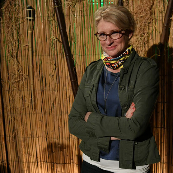 Katja Ståhlin muisti alkoi pätkiä jatkuvassa nälässä Filippiinien helteissä. Katja Ståhlin muisti alkoi pätkiä jatkuvassa nälässä Filippiinien helteissä.
