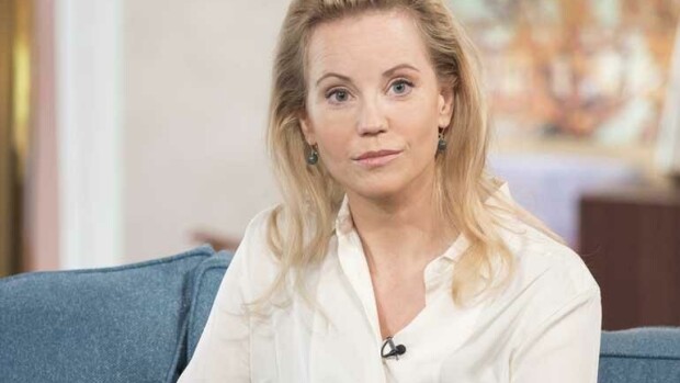 Silta-sarjan tähden Sofia Helinin suuri suru: Synnytin kuolleen lapsen! Sofia Helin