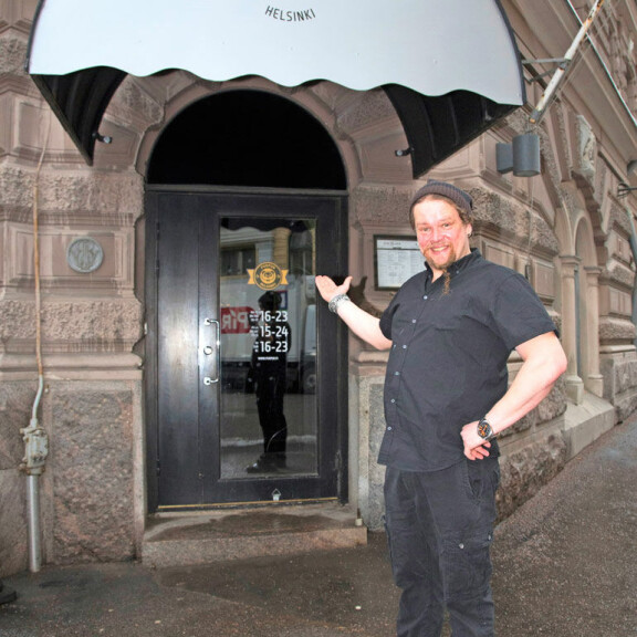 Tunnistaisitko? Tältä Esko Salminen, Eeva Litmanen, Anja Pohjola ja Sulevi Peltola näyttivät nuorina – nostalgiset kuvat! Ville Haapasalo nykyään.