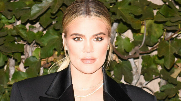 Khloé Kardashian vahvisti vihdoin raskautensa lemmekkäällä kuvalla - katso! Khloe Kardashian