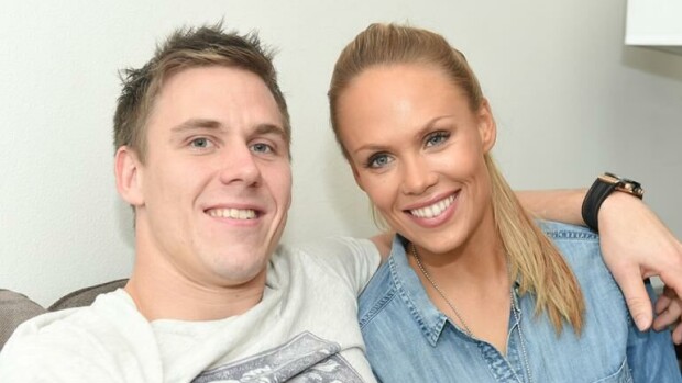 Tässä on Jori ja Lotta Lehterän supersuloinen Elsa-tytär – jo kolmen kuukauden ikäinen pikkuprinsessa! Jori Lehterä ja Lotta Lehterä