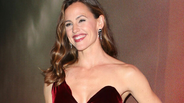 Näyttelijä Jennifer Garner ei ole käynyt treffeillä kahteen vuoteen: Älkää tuputtako minulle miehiä! Jennifer Garner ei ole käynyt treffeillä.