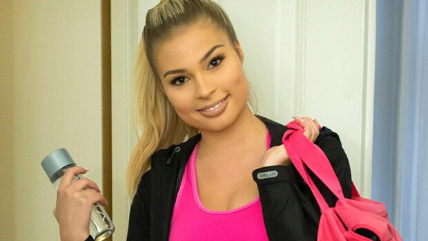 Kaupungin kuumin sinkku? Helsinkiin muuttanut missikaunotar Essi Unkuri etsii seuraa Tinderissä: Tällaisen miehen hän haluaa! Essi Unkuri on sinkku.