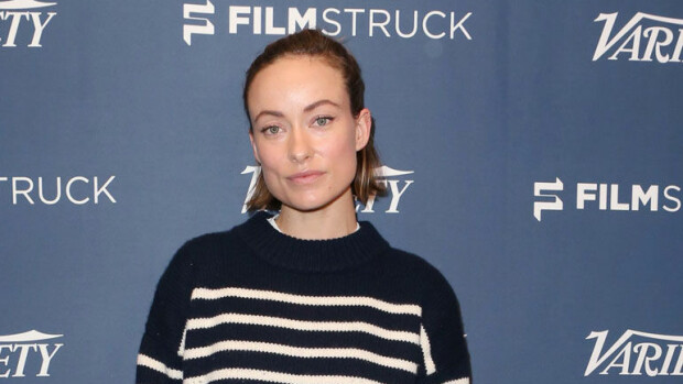 Unohtuiko House-tähti Olivia Wildeltä jotain? - Nyt näkyy nännit! Olivia Wilde