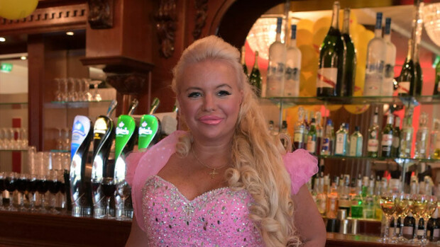 Kääk, Johanna Tukiaisen asunto voi joutua pakkolunastukseen! Kuvat! Johanna Tukiaisen koti