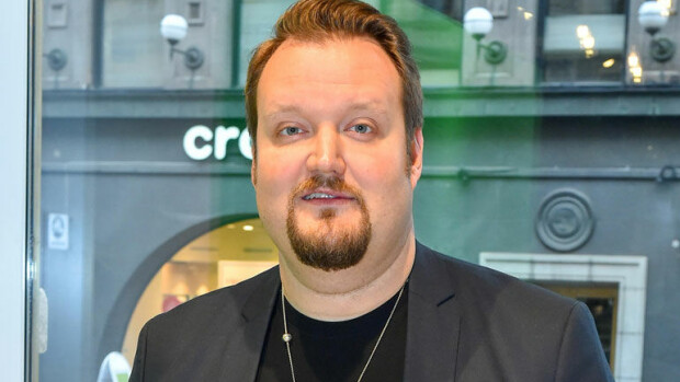 Sami Hedberg vaihtoi grillimätöt pizzaan – kuva! Sami Hedberg mätti pizzaa.