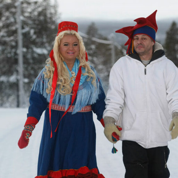 Johanna ja Arto avioituivat helmikuussa vuonna 2011 Saariselällä. JohannajaArto