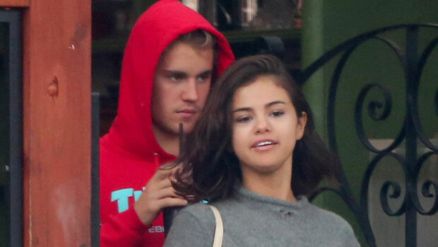 Iih! Justin Bieberin ja Selena Gomezin yhteenpaluu on totta - katso pusukuvat! Justin ja Selena ovat taas yhdessä