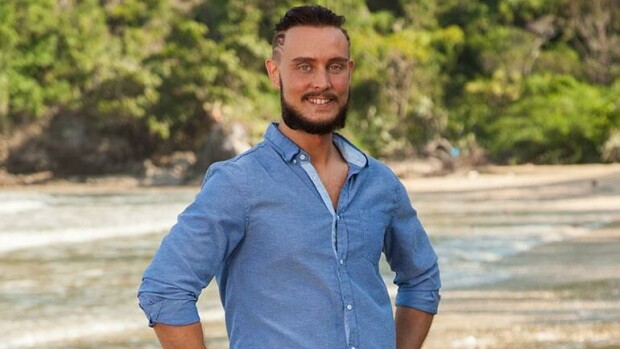 Ei voi olla totta! Temptation Islandin Elämänpeli-Jonne julkaisi uuden biisin - onko tästä uudeksi lätkähitiksi?! Jonne teki uuden biisin.