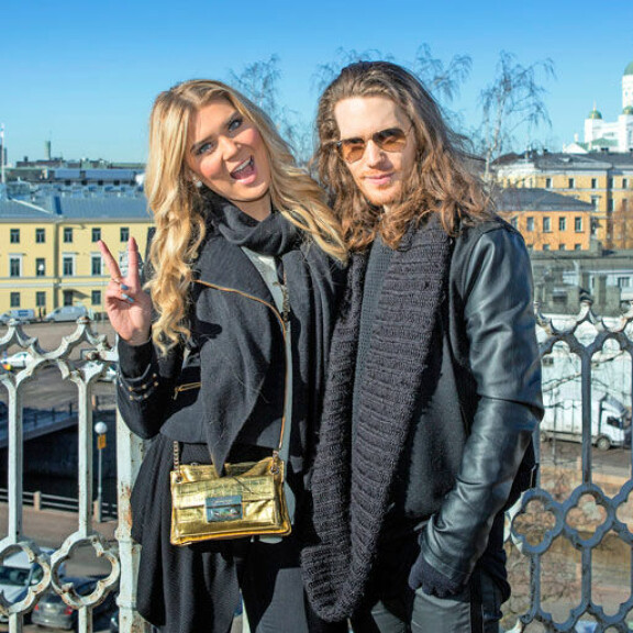 Ex-missi Bea Toivonen elää Lontoossa villiä sinkkuelämää – treffailee myös ex-rakastaan, yhteenpaluu mahdollinen: Jesse osaa olla varovainen! Bea Toivonen ja Jesse Smith.