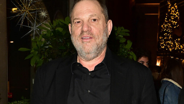 Harvey Wensteinin seksiskandaali paisuu: masturboi naisnäyttelijän edessä ja pakotti suuseksiin! Harvey Weinstein