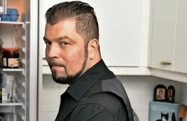 19-vuotiaan murhasta tuomittu räppäri Elinkautinen ei anna tekoaan anteeksi itselleen: Paremmin en osaa osoittaa katumustani! 