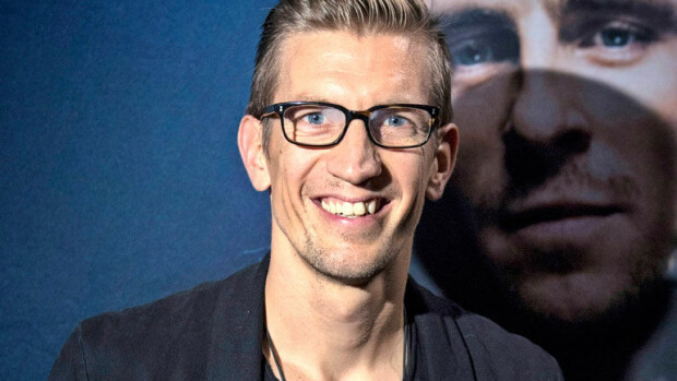 Isäksi toista kertaa tullut Jarkko Nieminen: Kaikki on nyt helpompaa! Jarkko Nieminen nauttii kotiarjesta.