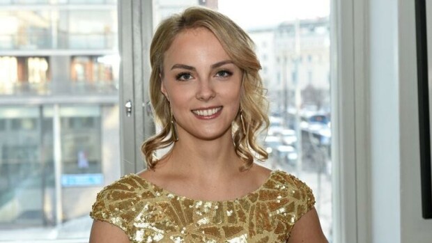 Kiira Korpi juhli siskonsa polttareita ulkomailla – mukana fitnesskaunotar ja kansanedustaja! Kiira Korpi juhlii siskonsa polttareita Barcelonassa.