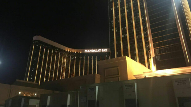 Tässä on Las Vegasin joukkosurmaaja Stephen Paddock, 64 - ensimmäinen kuva julki! Mandalay Bay