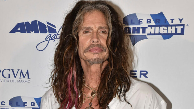 Rokkilegenda Steven Tyler sai sairauskohtauksen - keikoilta pakkolomalle! Steven Tyler