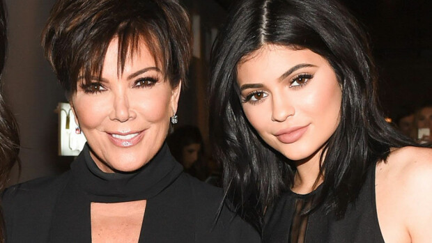 Kylie Jennerin raskaudesta kaikki hyöty irti: Kris-äiti suunnittelee jo tv-spektaakkelia! Kris ja Kylie Jenner