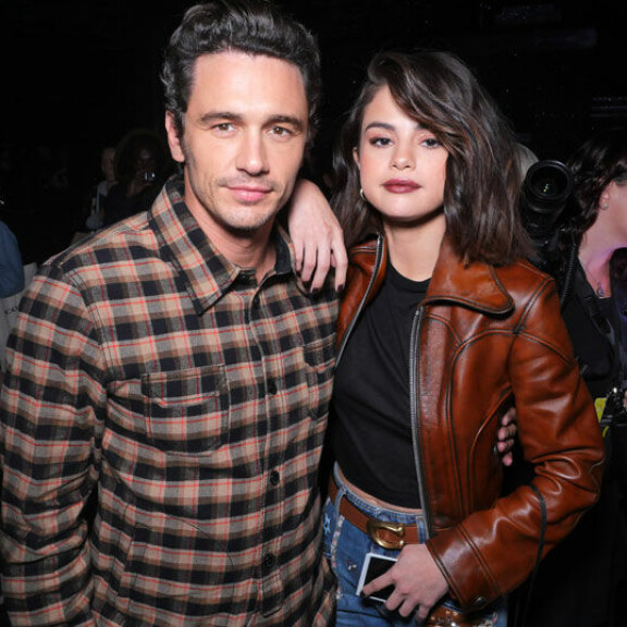 Selena Gomezilla riskaabeli asuvalinta: ilman rintaliivejä läpikuultavassa paidassa – kuva! James Franco ja Selena Gomez