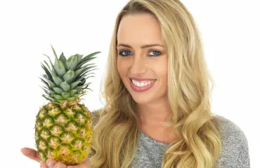 Parantaako ananas emättimen tuoksua? Lääkäri kertoo!