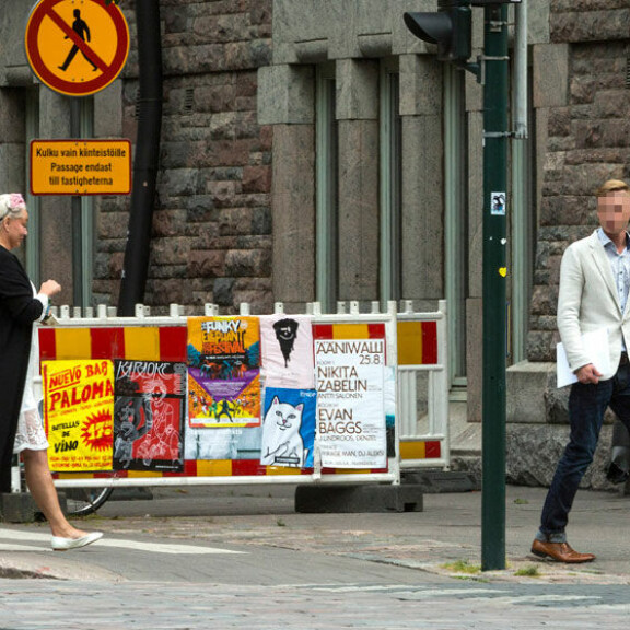 Tässä on Susanna Indrénin liki 30 vuotta nuorempi uusi aviomies: riensivät häälounaalle pizzeriaan - kuvat! Susanna Indrén ja nuori sulho avioituivat Helsingin maistraatissa 29.8.