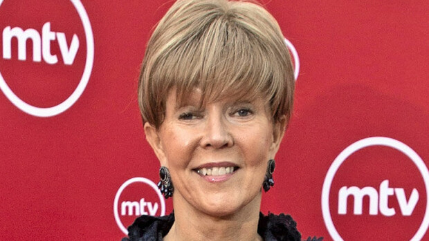 Helena Petäistö paljastaa: Muutin virallisesti Suomeen! Helena petäistö