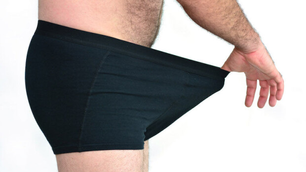 Vain perversseille ja erektiohäiriöisille? 7 myyttiä penisrenkaista, jotka eivät pidä paikkansa! Penisrenkaista on monia myyttejä.