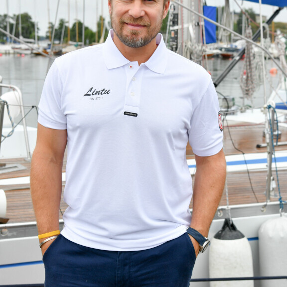 Kimmo Timonen ällistyi Hjallis Harkimosta – ”Hulluhan se mies on ollut!” Kimmo Timonen osallistui Atlantin yli -purjehdukselle.