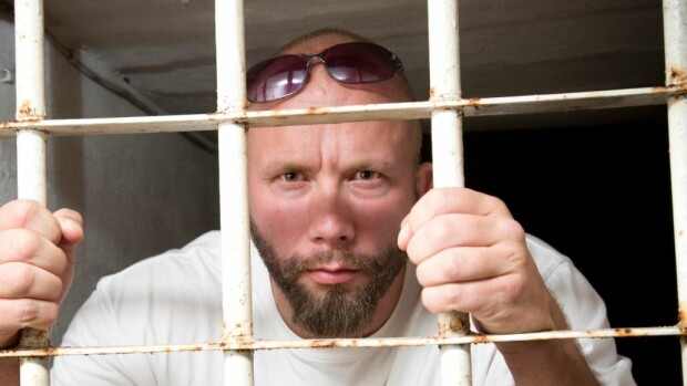 Ex-gangsteri Marko Lönnqvist poliisin haaviin: autosta kilvet irti – kuva! Marko Lönnqvist on entinen gangsteri.