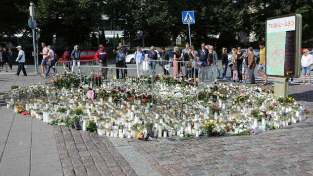 Turun puukotukset: 30-vuotiaan kuolonuhrin veli järkyttyi verilöylystä: Aivan järjetöntä teurastusta! Turun terroriteko