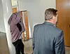 Törkeistä talousrikoksista syytetty tangoprinssi piilotteli oikeudessa ...