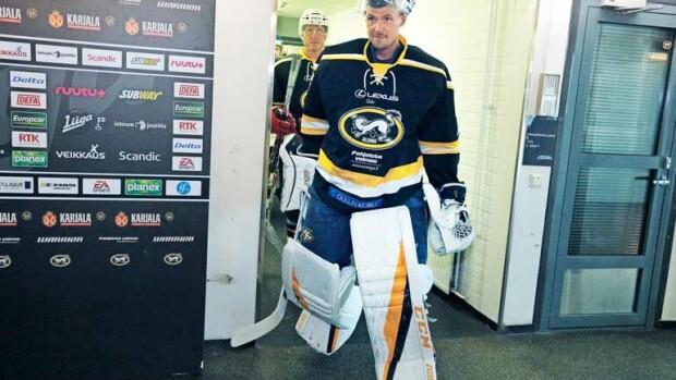 NHL-tähtivahti Pekka Rinne vahvistaa romanssiuutisen: Kyllä, hän on rakkaani! Pekka Rinne kertoi Seiskalle seurustelevansa.