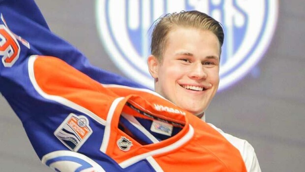 Jesse Puljujärvi pyöritti naisia Oulun yössä: kainalossa 3 eri naista – kuva! Jesse Puljujärvi pyöritti naisia festareilla.