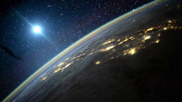 NASA etsii työntekijää suojelemaan maapalloa ja avaruutta - hieno titteli ja kova palkka! NASA hakee maapallolle suojelijaa.