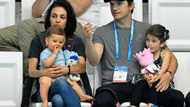Mila Kunis ja Ashton Kutcher ostivat hulppean rantatalon: 10 miljoonan kesämökki – kuvat! Mila ja Ashton ostivat hulppean kesämökin.
