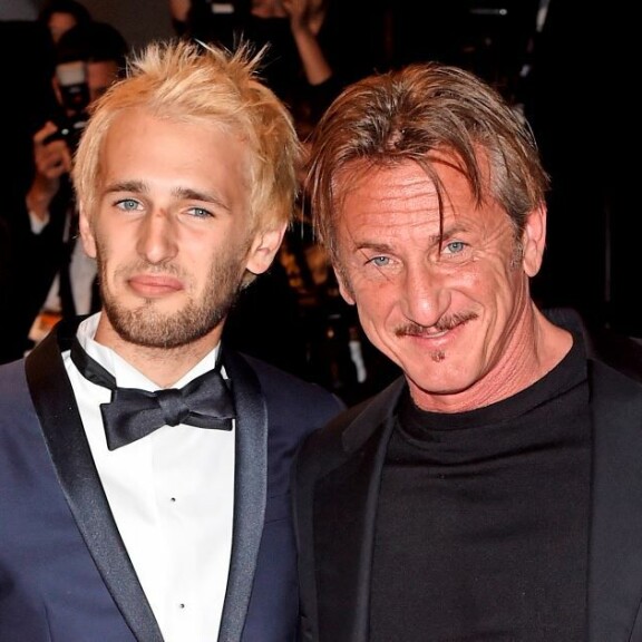 Ex-pari Sean Penn ja Robin Wright jatkuvasti yhdessä: pojan huumeongelma yhdisti! Hopper sanoo selvinneensä kuiville huumeista.