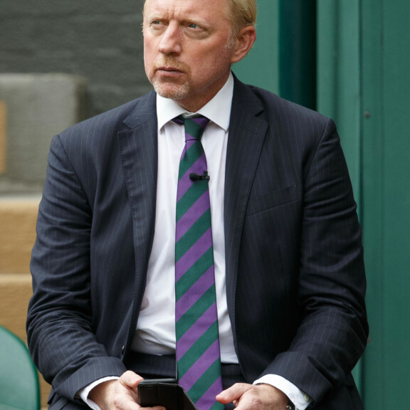 Boris Beckerin uhkea mallivaimo Lilly, 41, kuvattiin rinnat paljaana rannalla - K15-kuvat! Tennissuuruus Boris Becker, 49, kuvattuna heinäkuussa 2017.